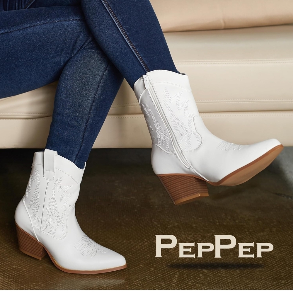 Women's White Western Boots